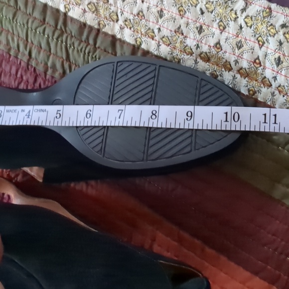 L'AMOUR DES PIEDS* Cloud like memory foam genuine suede leather heels - Picture 13 of 15